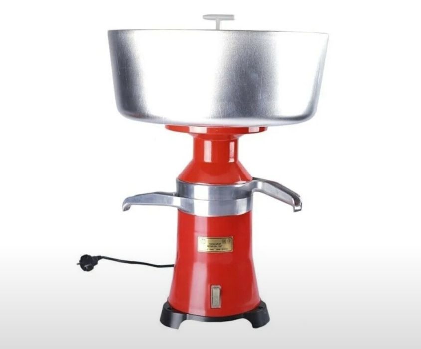 Сепаратор молока Мотор СИЧ 12 Лр Сделано в Украине