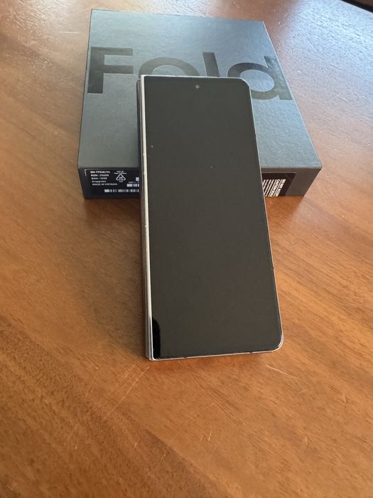 Ocazie - Samsung Z Fold 4