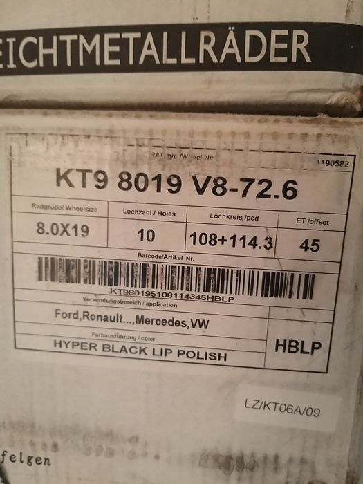 Продам диски и шины.