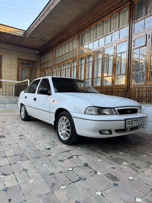 Срочно сотилади мошина зур холатда