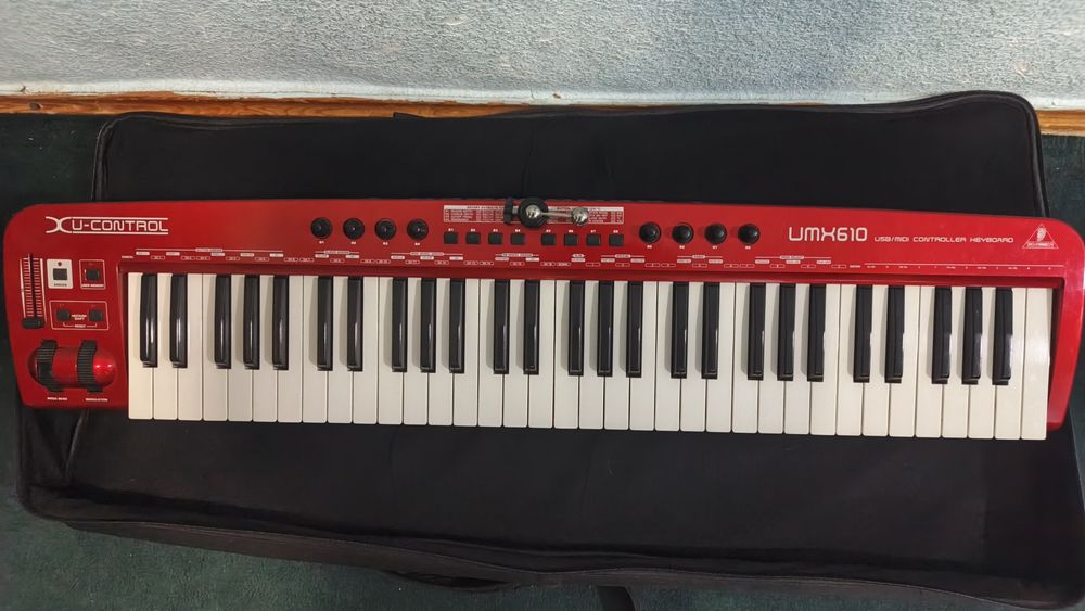 Behringer UFX610 MIDI
