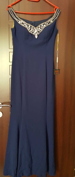 Дамска официална рокля