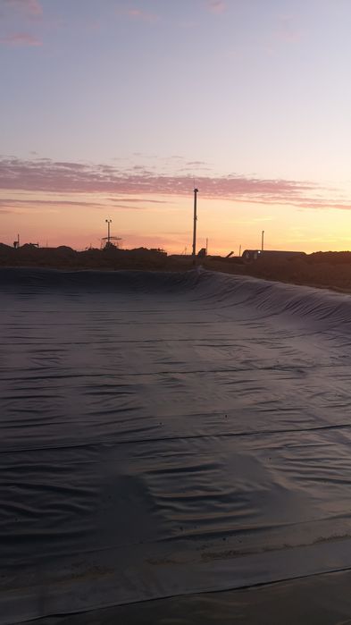 Монтаж геомембраны