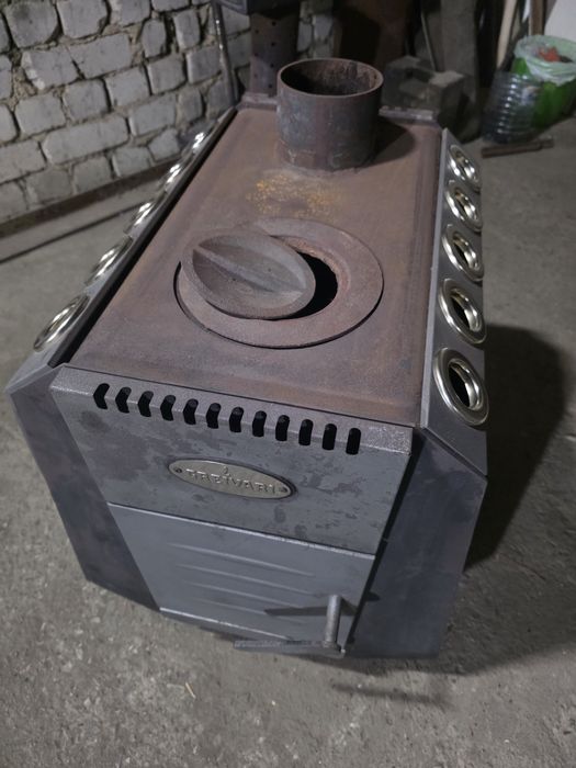 Продам дровяную печку Greivari