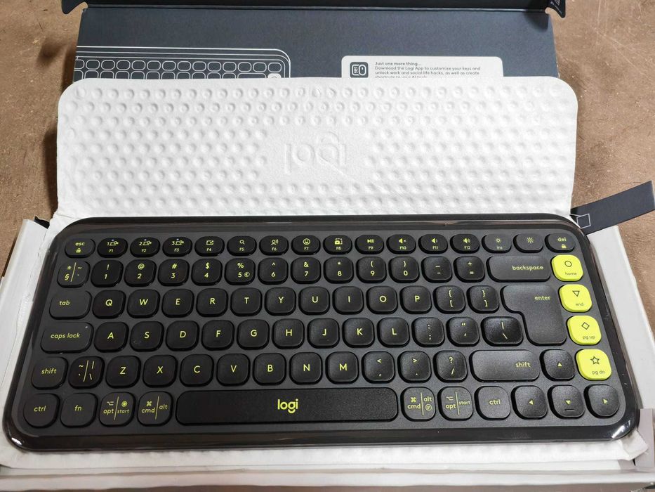 Tastatura Wireless Logitech POP ICON KEYS, Bluetooth, 3 Way Easy-Switch, Graphite