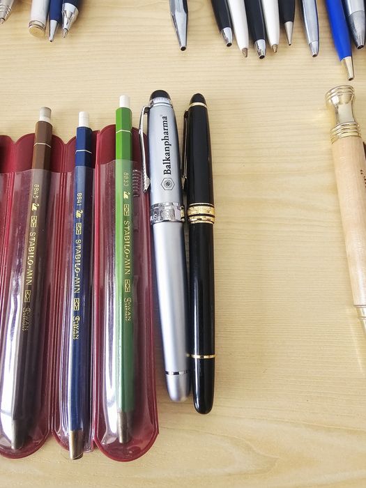 Химикалки и моливи за колекция