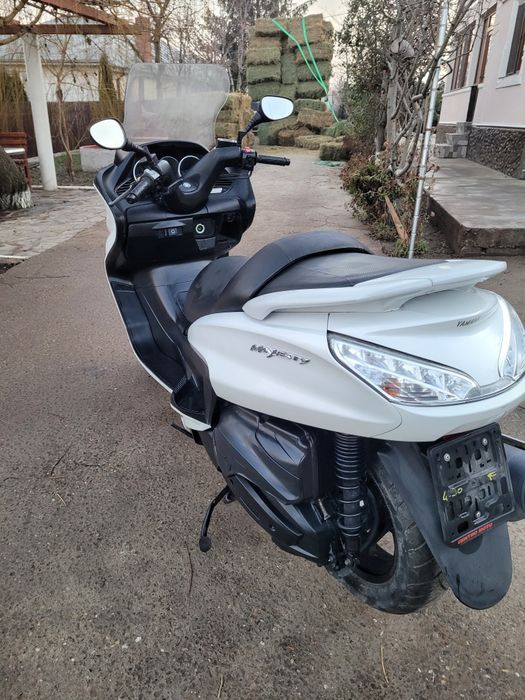 Yamaha majesty 400