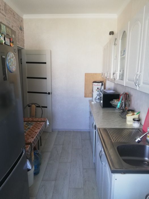 Продам 1 ком кв на 8 мкр