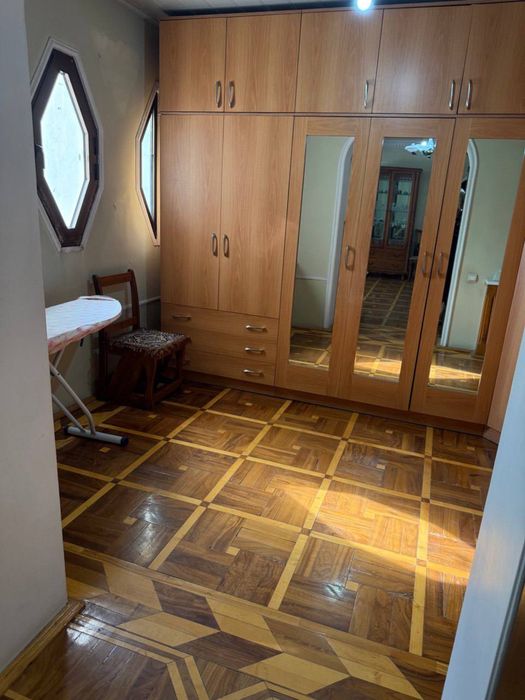 Сдается Банковская квартира 4/10/12