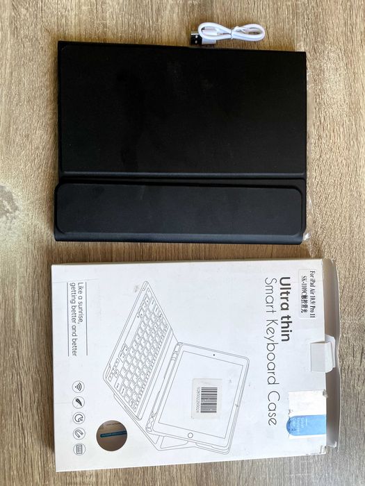 Smart Keyboard Case за iPad Pro 11/Air 10.9 - чисто ново
