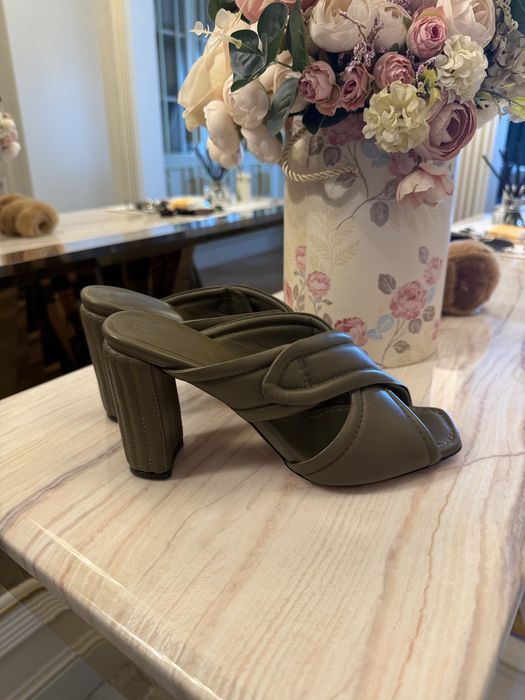 Обувь женская Santoni