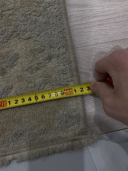 Продается ковер для гостиной