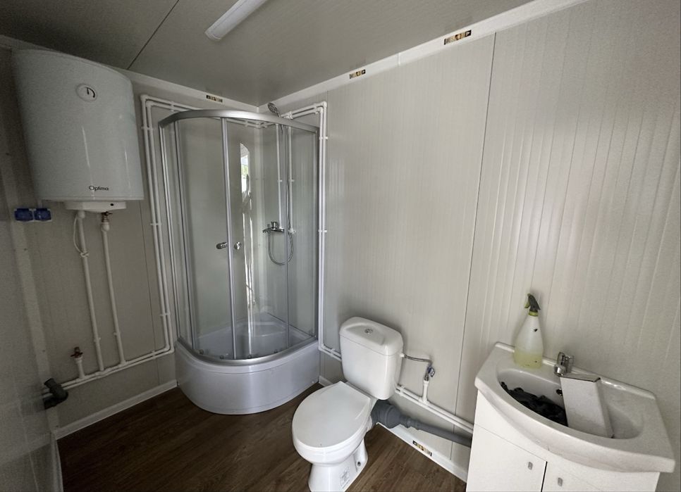 Vand Conatiner standard 6x2,40 sau pe comanda