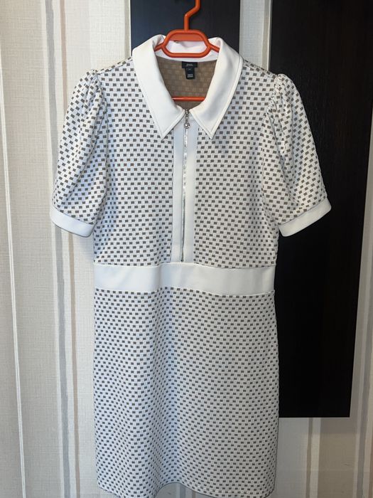 Rochie de zi elegantă
