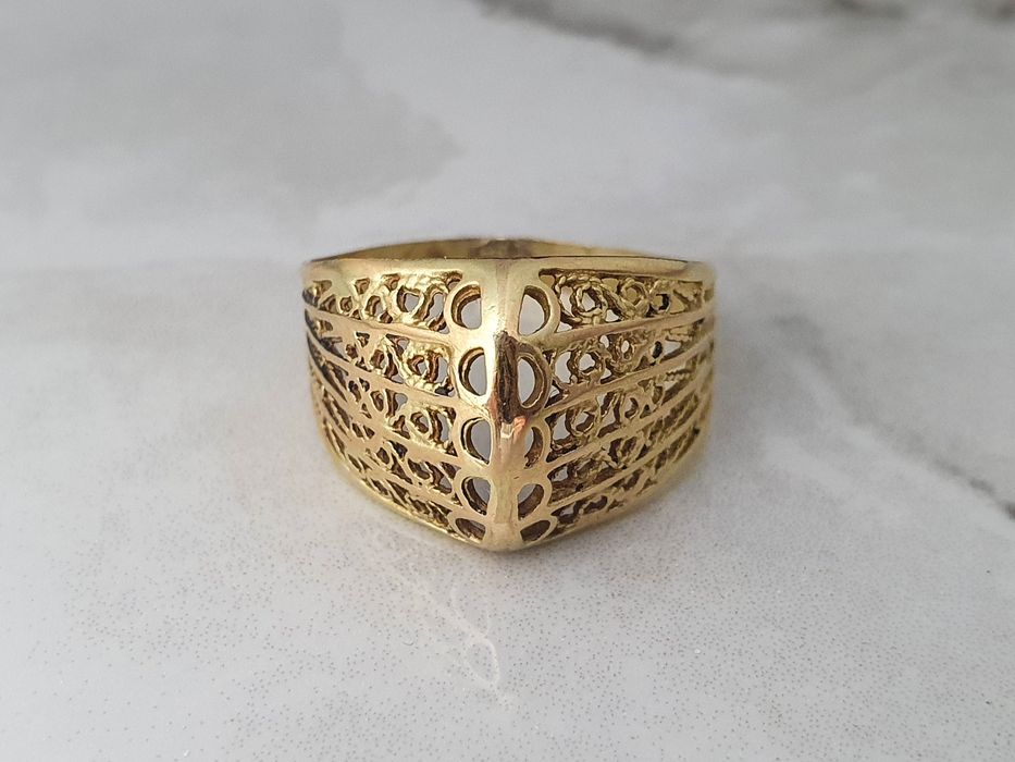 Inel din aur de 14K – mărimea 56, gramaj 2,35 g