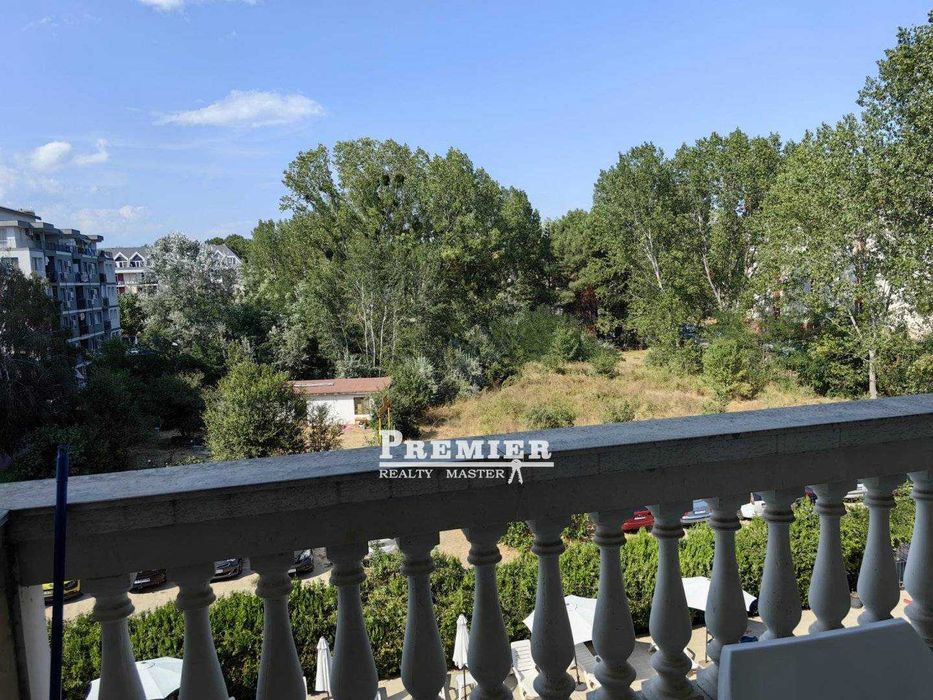 Продава се Двустаен апартамент в к.к. Слънчев бряг - 59 кв.м за 1185 €/кв.м - Снимка #1