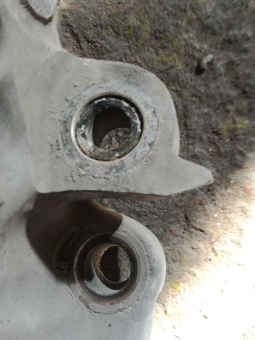 Ауди А8 Д3 Audi A8 D3/ Файтон Phaeton шенкели/ шенкел/ главина