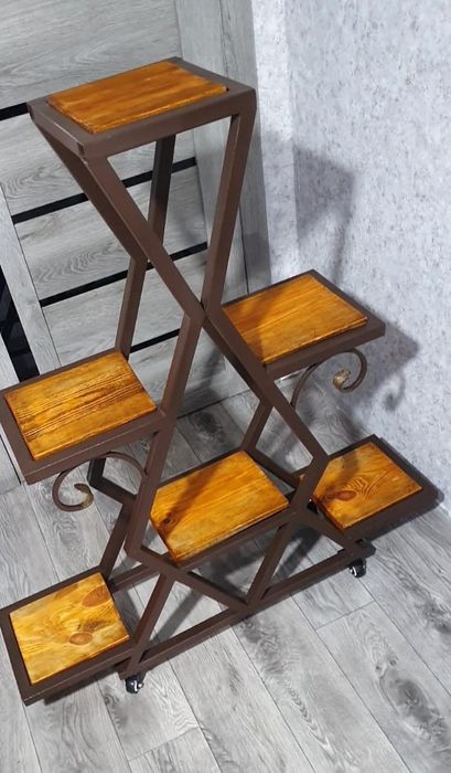 Цветочница подставка