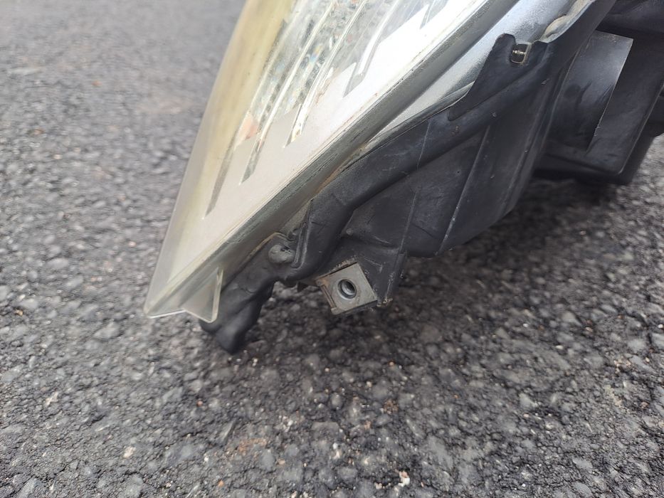 Фарове БМВ  е90 е91