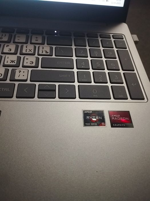 Sotiladi: deyarli yangi noutbuk – AMD Ryzen 5