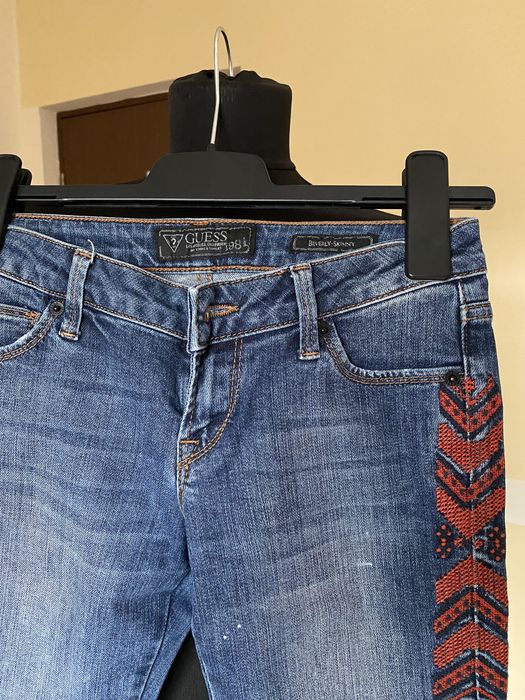 Blugi Guess marimea 25(S)- Nissa, Zara