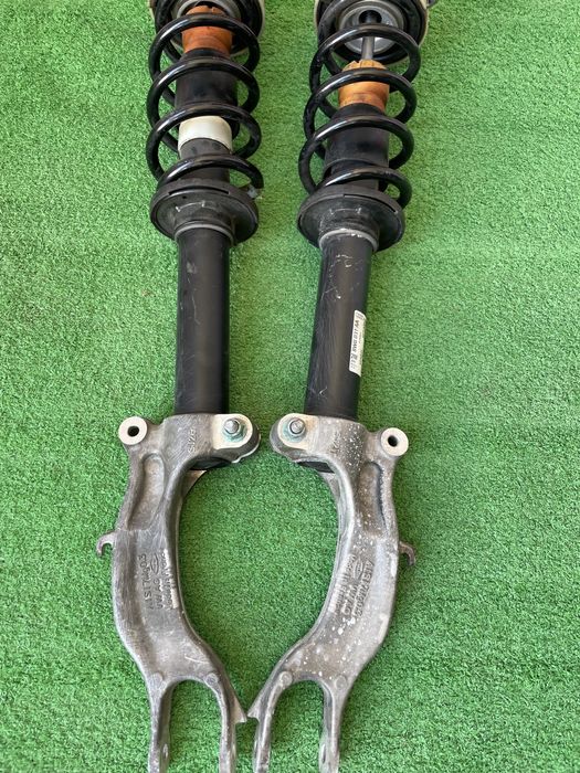 Audi A4 A5 B9 Amortizor stanga dreapta fata complet Nou