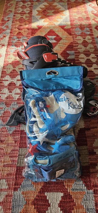 Role copii Oxelo reglabile 32-35 + pachet protectii