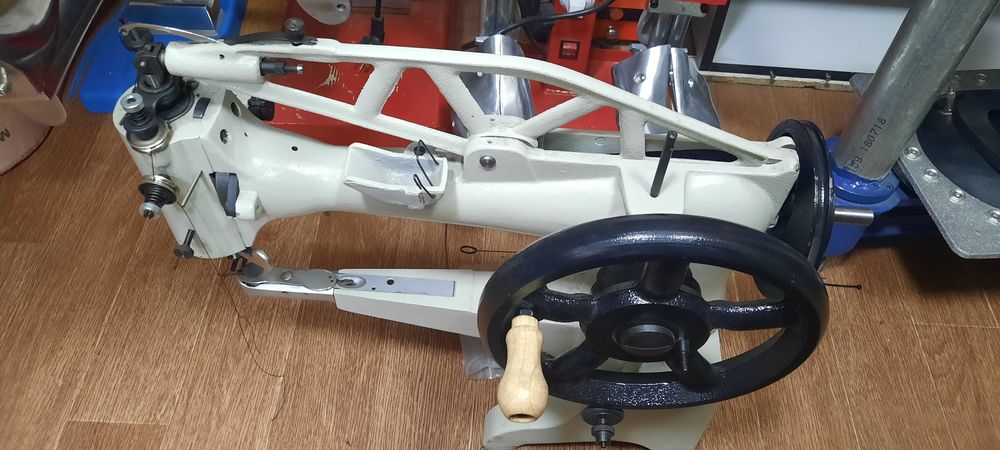 Швейная машинка для ремонта обуви Версаль