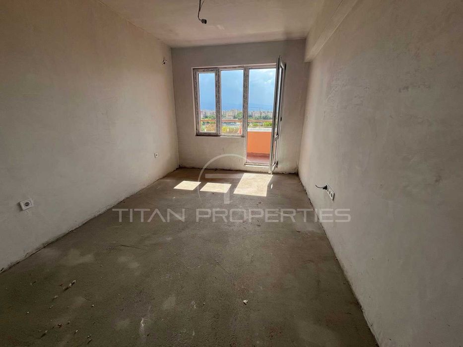 Продава се Тристаен апартамент в Пловдив, Тракия - 129 кв.м за 1152 €/кв.м - Снимка #1