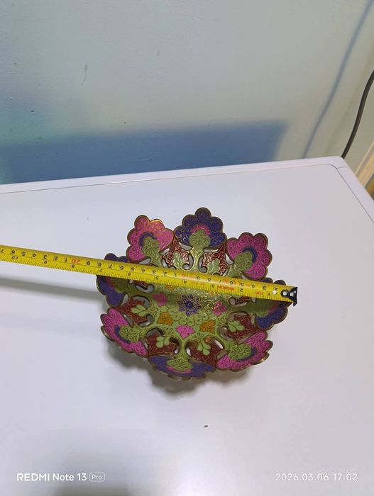 Стара бронзова емайлирана фруктиера