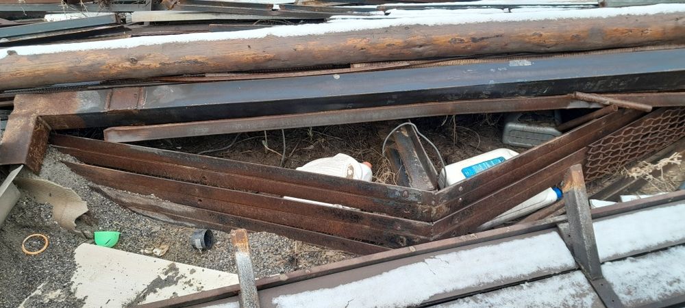 Ферма фермы железный уголок