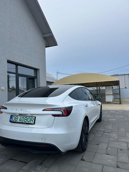 Vand Tesla  Model  3
