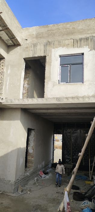 Ярим тайёр участок сотилади.