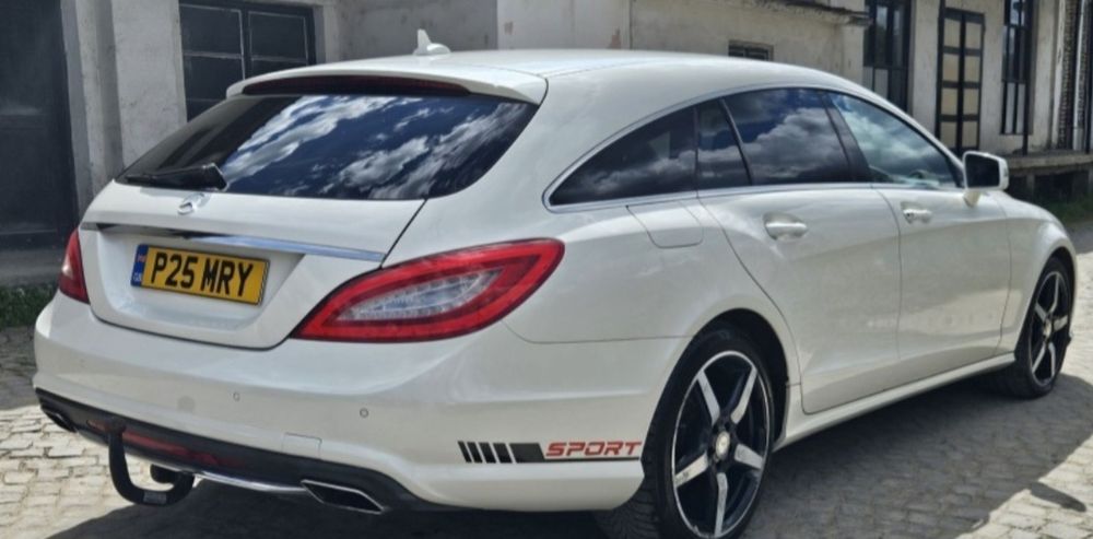 Задна броня Amg line за Мерцедес Cls w218 комби