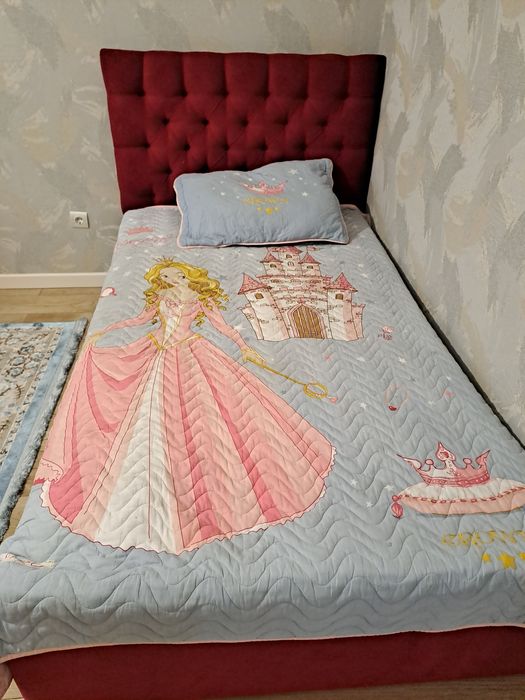 Продам кровать 120 см