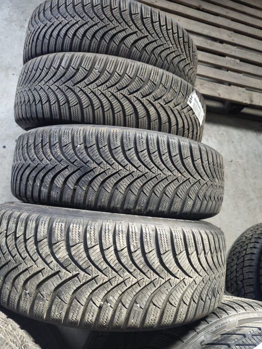4 anvelope iarna Hankook 185 65 15 stare  foarte buna