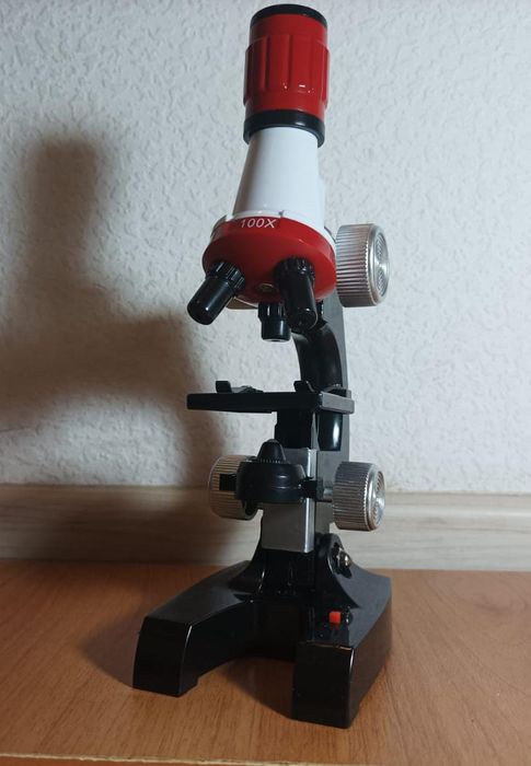 Детский микроскоп