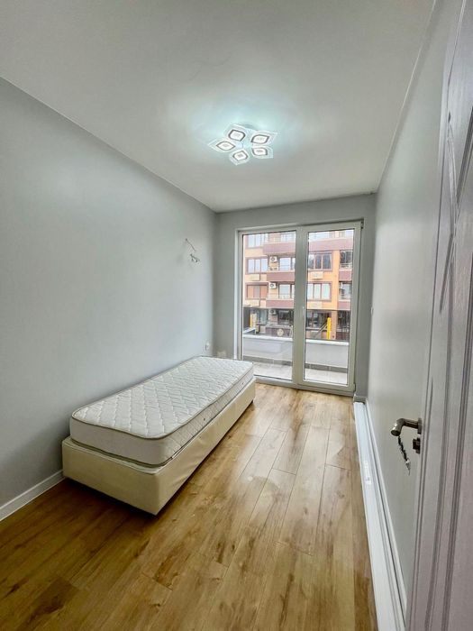 Продава се Тристаен апартамент в Поморие - 75 кв.м за 1000 €/кв.м - Снимка #4