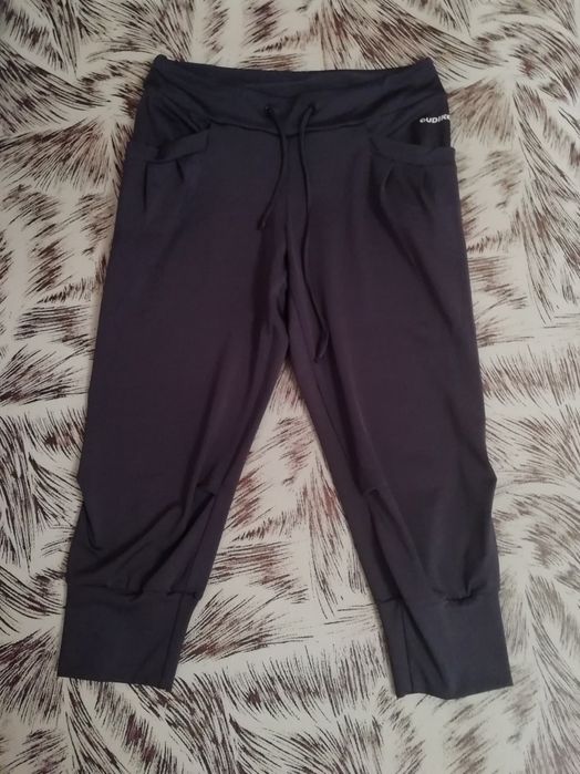 Распродажа: лейгинсы, брюки, шорты.