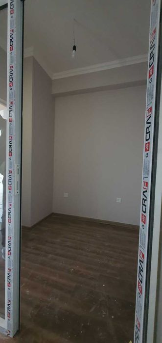 Срочно продаётся квартира 2хком Аэропорт ор Фаровон_сити
