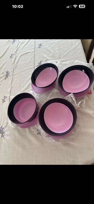 Tupperware, complet nou