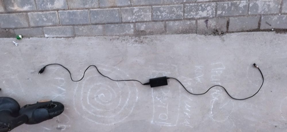 Электросамокат DECE