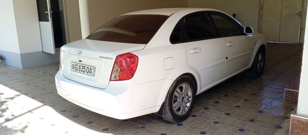 Продаётся Lacetti 1.8