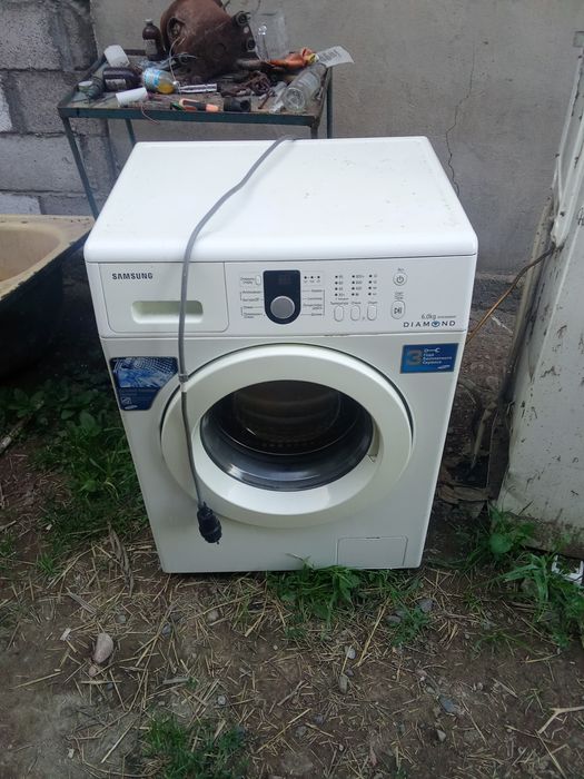 Продам стиралку на запчасти