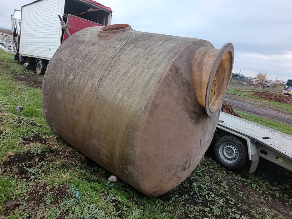 Pubele gunoi 1100 litri - Containere - Bazin fibra, Cutii plastic