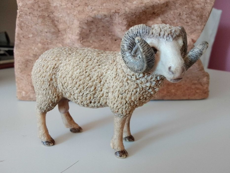 Фигурки Schleich