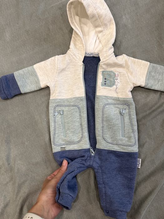 Продам детские вещи