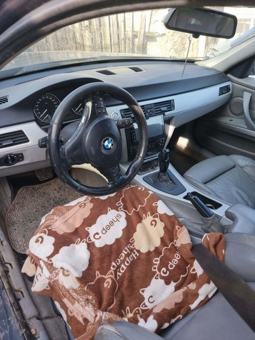 BMW e91 320d automat
