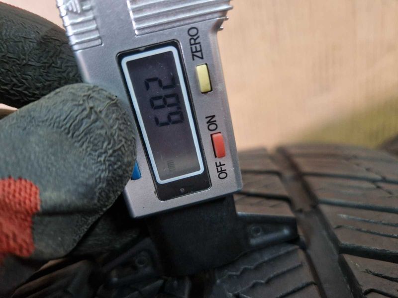 2 Barum R17 225/50
зимни гуми 
DOT3219