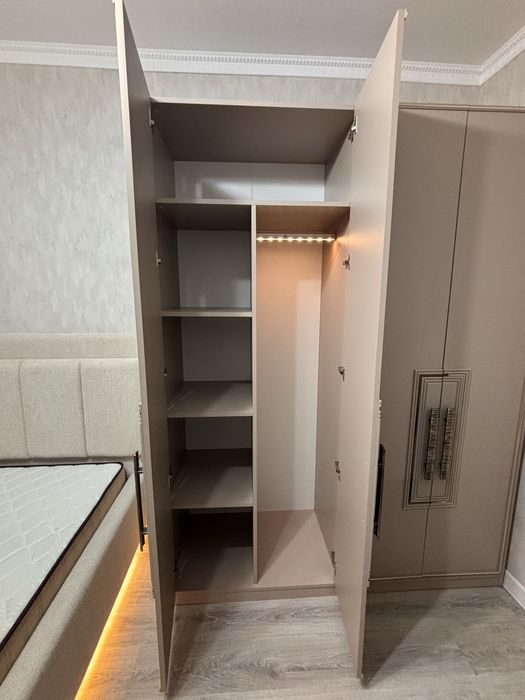 Спальный гарнитур